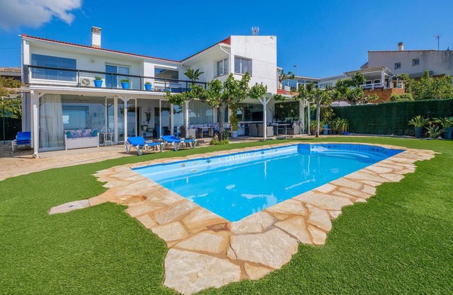 Nice home in Malgrat de Mar