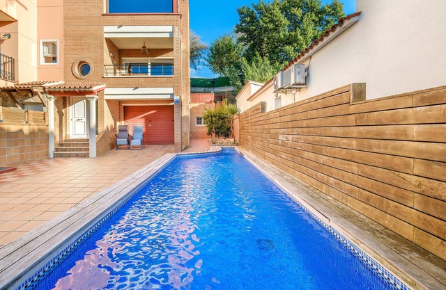 Nice home in Malgrat de Mar with WiFi