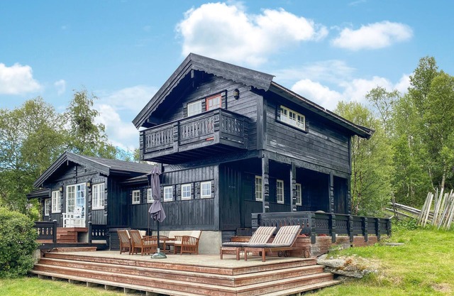Nice home in Oppdal with sauna