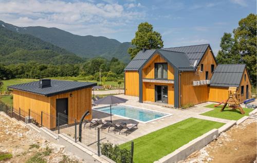 Nice Home In Rizvanusa With Sauna