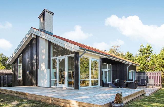 Nice home in Samsø with kitchen