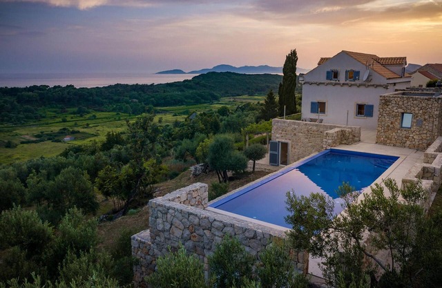 Nice home in Sudurad, Sipanska Luk