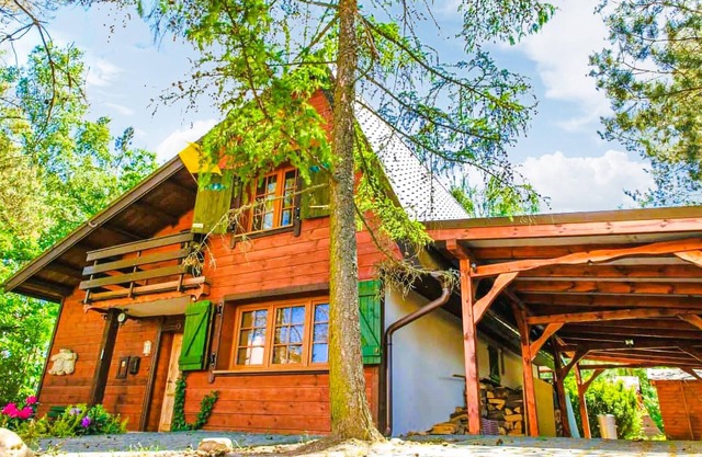 Nice home in Swornegacie with kitchen