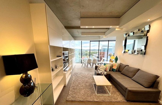 Nice in New Acton - 2bd 2bth Apt