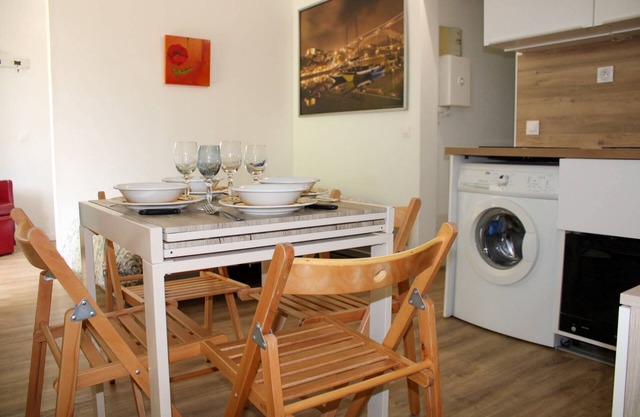 Nice studio with terrace near the beach