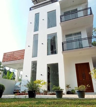 Nilwala Gate wetland Stay