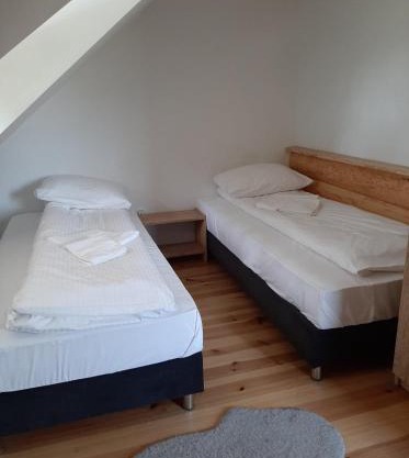 NOCLEGI DREWNIANA CHAŁUPA