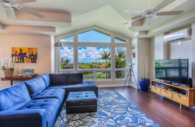 Noelani Kai: Upscale Princeville Getaway at Noelani Kai's Elegance & Comfort