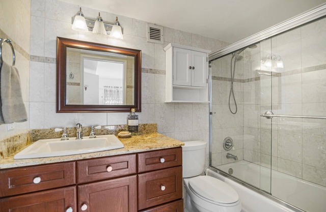 North Bay Village Apartment directly on the bay!