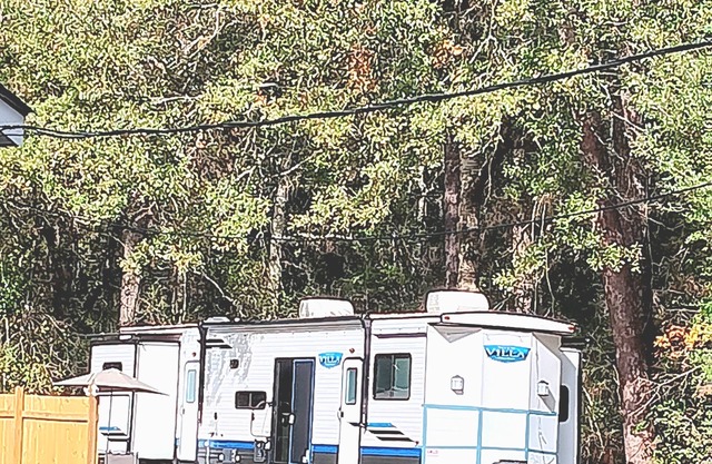 Not so Tiny CampernMTR 28+NightsnPer Diem SavernNo Cleaning Fee