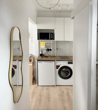 Nouveau Apparemment 2p parisien