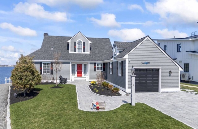 Nubble Cottage- York Beach Oceanfront w/Amazing Views