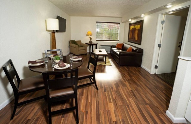 Oak Ridge Branson: Modern 1 BR Condo w Pool
