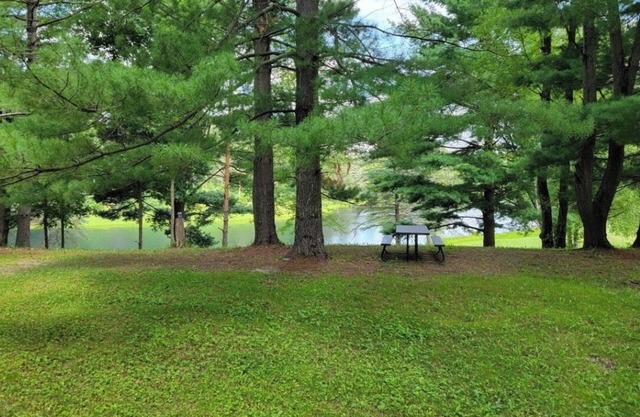 OakHill a Peaceful Paradise!
