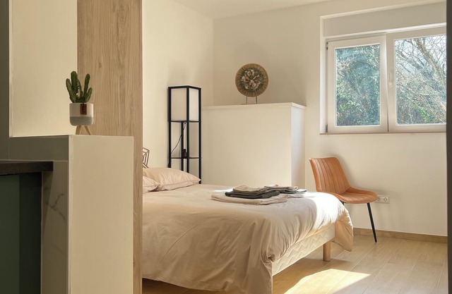Oasis & charm in the heart of town