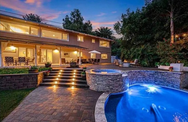 Oasis with Pool and Hot Tub ~ Mt Helix/La Mesan