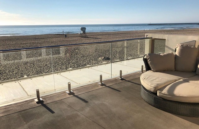 Ocean Front Beach House Right on the Sand n