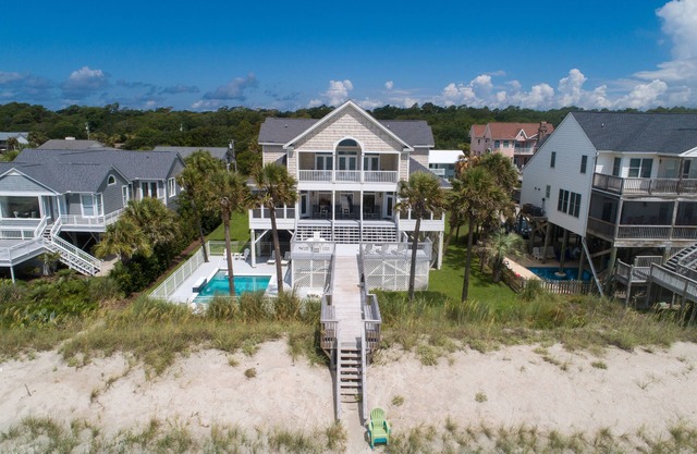 Ocean Front Luxury near Myrtle Beach State Park and just South of the airport.nn