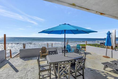 OCEAN FRONT - STUNNING VIEWS- VACATION PARADISE!