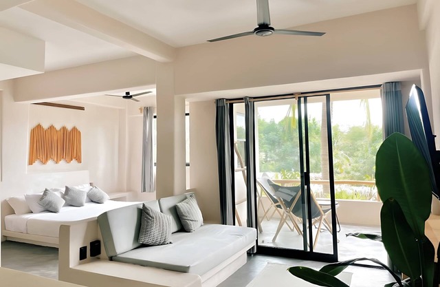 Ocean Loft|King|Terrace|Daily Clean|AC