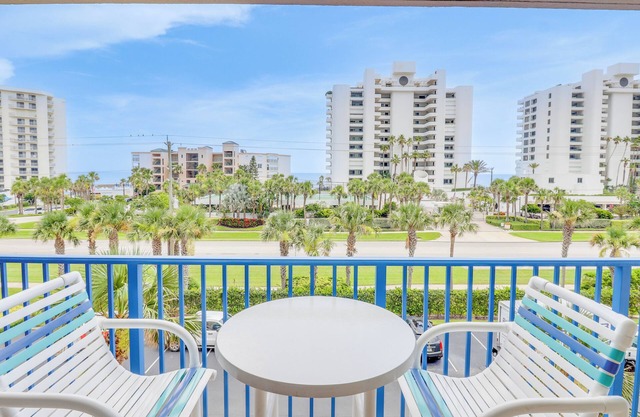 Ocean's Edge Oasis | 3BR Oceanwalk w/2 Pools
