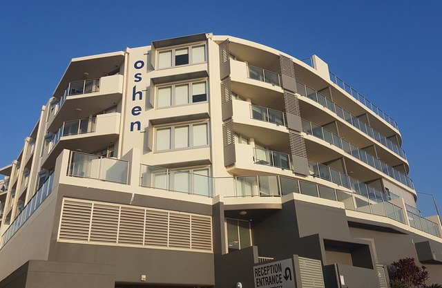 Ocean View 1 Bed Unit . King Bed with En suite Bathroom