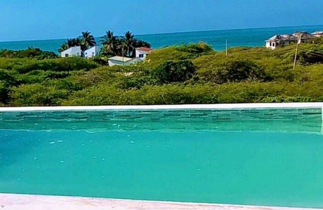 Ocean-View Apartment at VillaMerissa 4 BR/4 Bath. Walk to Beach, JackSprat