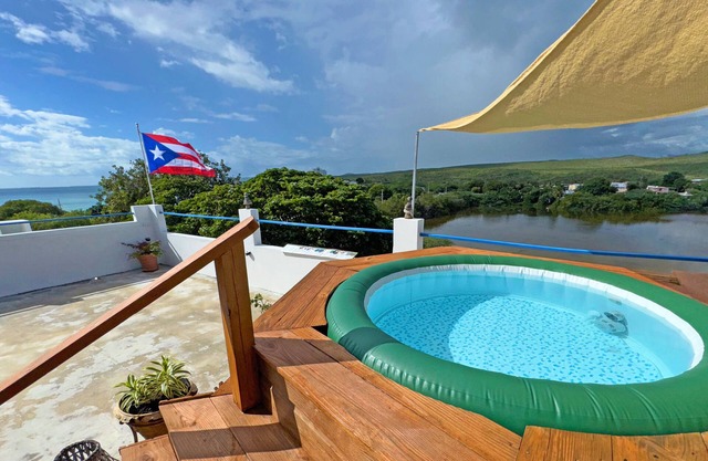 Ocean View Apt with Jacuzzi and Terrance in Playa Santa