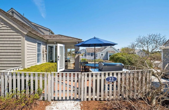 Ocean view beachfront in Maushop Village