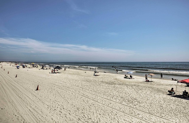 Ocean-view St Augustine Studio w/Pool Access!