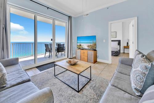 Ocean Villa 2004 by Emerald Coast Retreats Unit