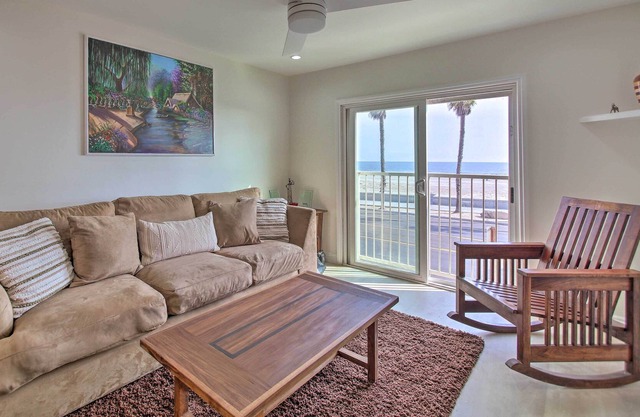 Oceanfront Condo w/ Pool - Steps to the Beach