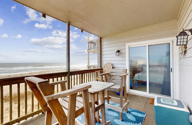 Oceanfront condo with outdoor pool, W/D BBQ, and balcony