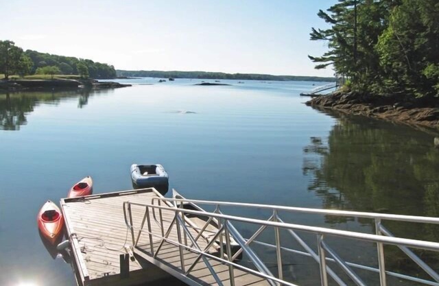 Oceanfront Cottage For 2! Quiet, kayaking, and enjoy the natural beauty!