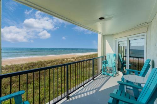 Oceanfront Luxury at Villa with a View!