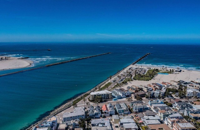Oceanfront * Penthouse * Views Galore * Pets OK!