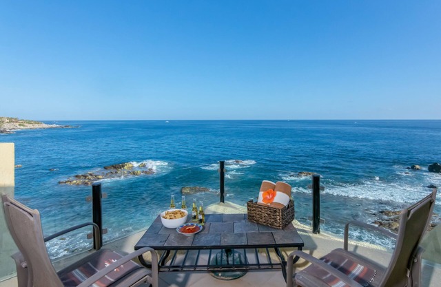 OCEANFRONT, REMODELED, AMAZING LOCATION!
