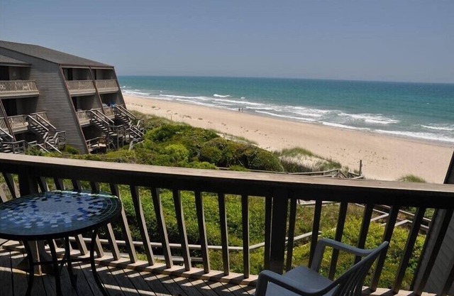 Oceanfront Townhouse, The NEW G-5 completely remodeled Spring 2019!