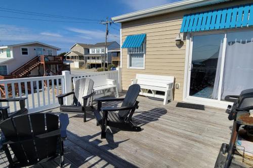 Oceanfront Townhouse steps to the Beach