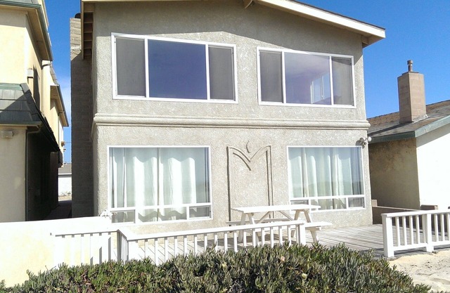 Oceanfrontstay.com - Up To 16 Guests Allowed -Big House, Lots of Room- No Pets