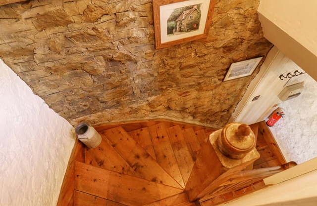 Old Blacksmiths Cottage