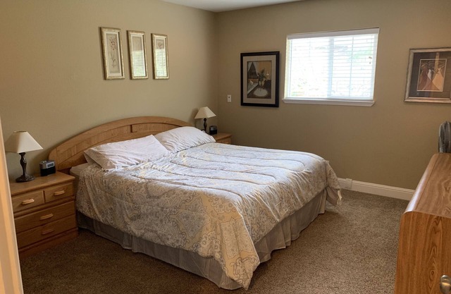 Old Fairview Cottage - Gated Comfort At It’s Best
