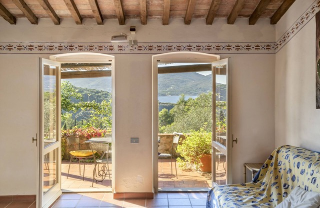 Old farmhouse at Elba overlooking two seas