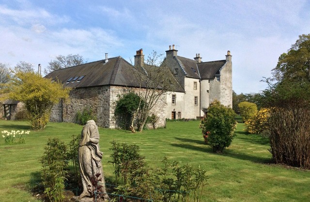 Old Newton of Doune is a small castle near Doune in the centre of Scotland.