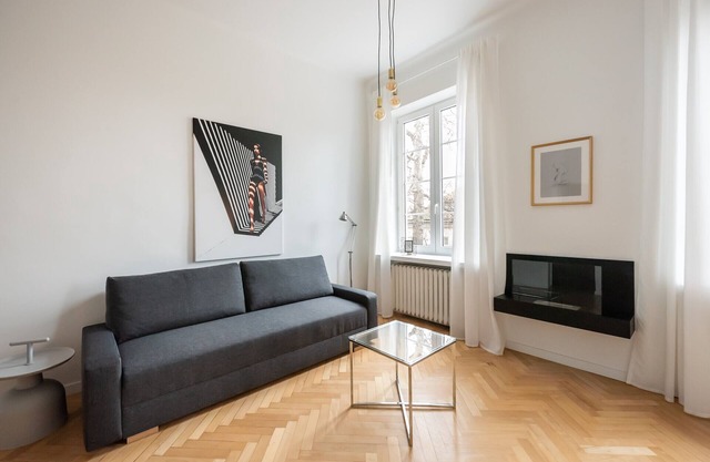 Old Town Basilisk Apartment
