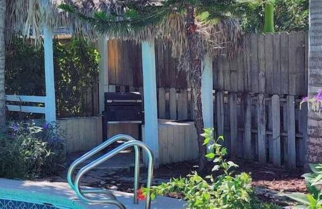 Oleander Oasis on Padre