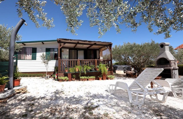 Olive garden Trogir - mobil home