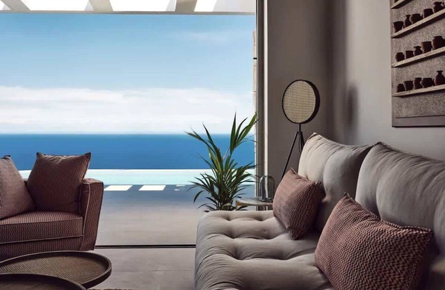 Olivia Luxury Villa – 3BR Sea View & Infinity Pool