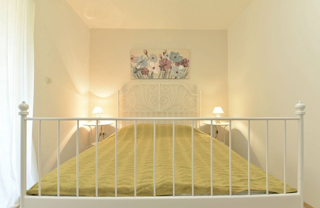 One bedroom apartment with terrace and sea view Sveti Petar, Biograd (A-23091-b)