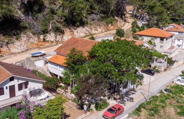 One bedroom apartment with balcony and sea view Cove Vela Stiniva, Hvar (A-14511-c)